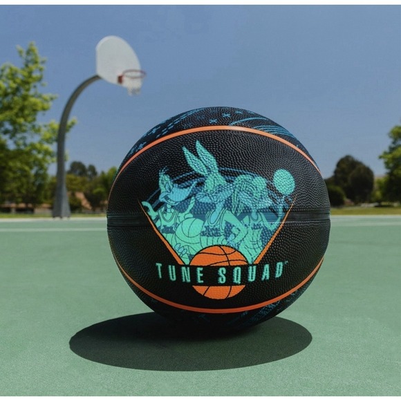 Spalding Other - ⚡RARE⚡SPALDING Space Jam Tune Squad 29.5" Space Jam Basketball Ball NEW in Box🏀